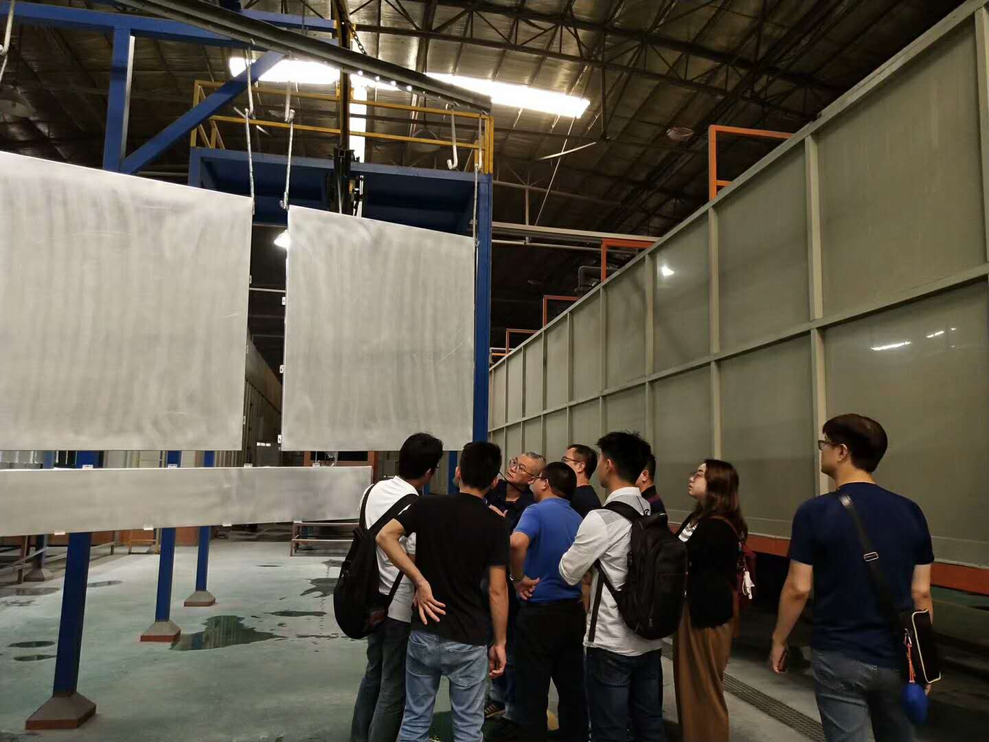 铝乐公司客户参观工厂